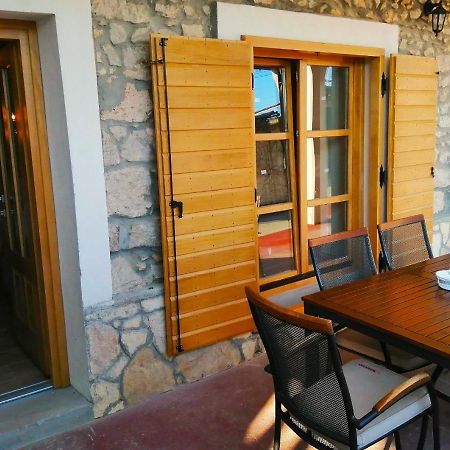 Apartments Dalmatian Stone House Turanj Εξωτερικό φωτογραφία