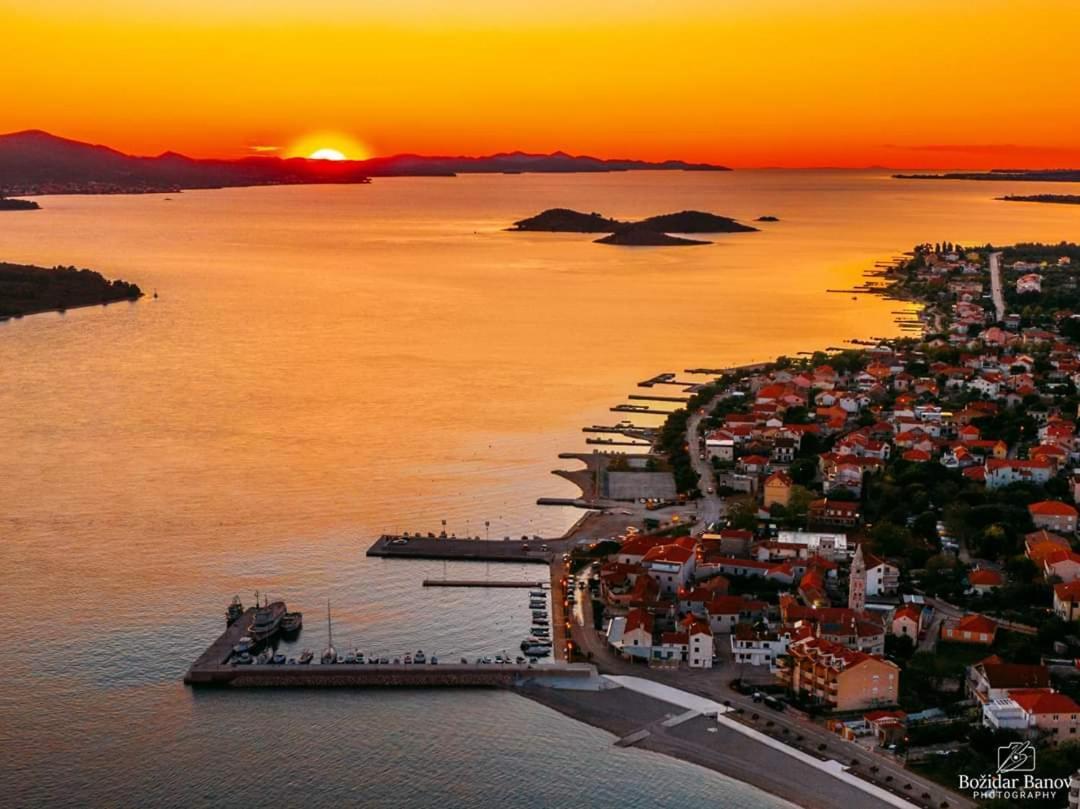 Apartments Dalmatian Stone House Turanj Εξωτερικό φωτογραφία