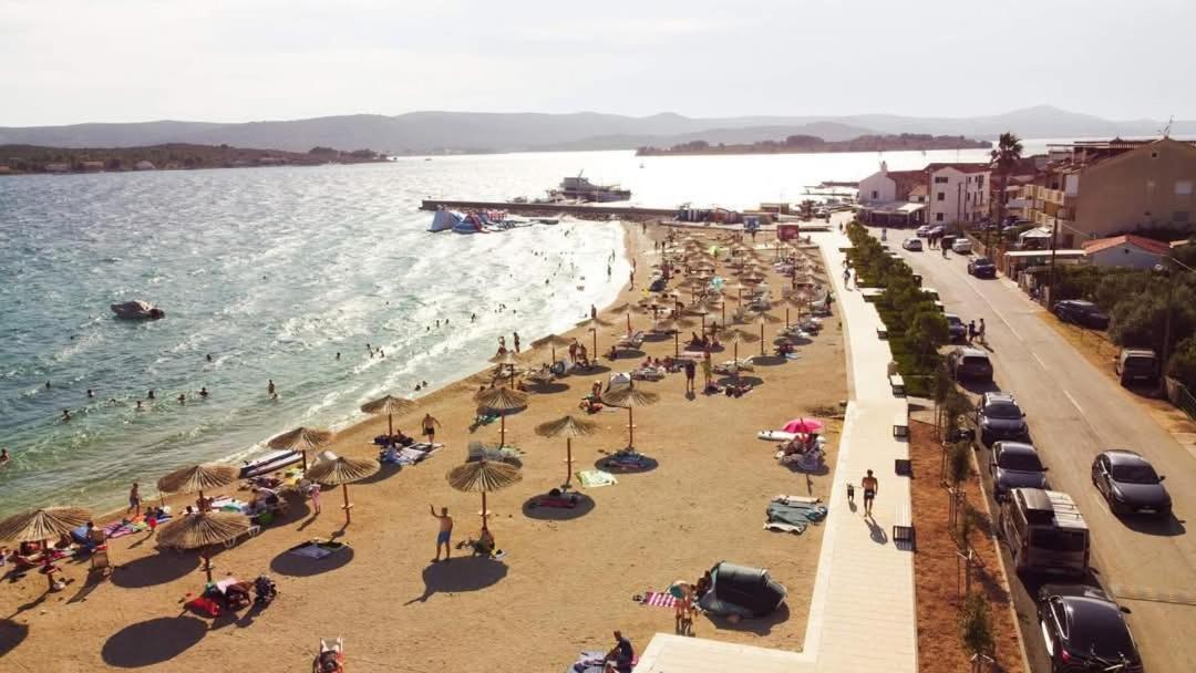 Apartments Dalmatian Stone House Turanj Εξωτερικό φωτογραφία